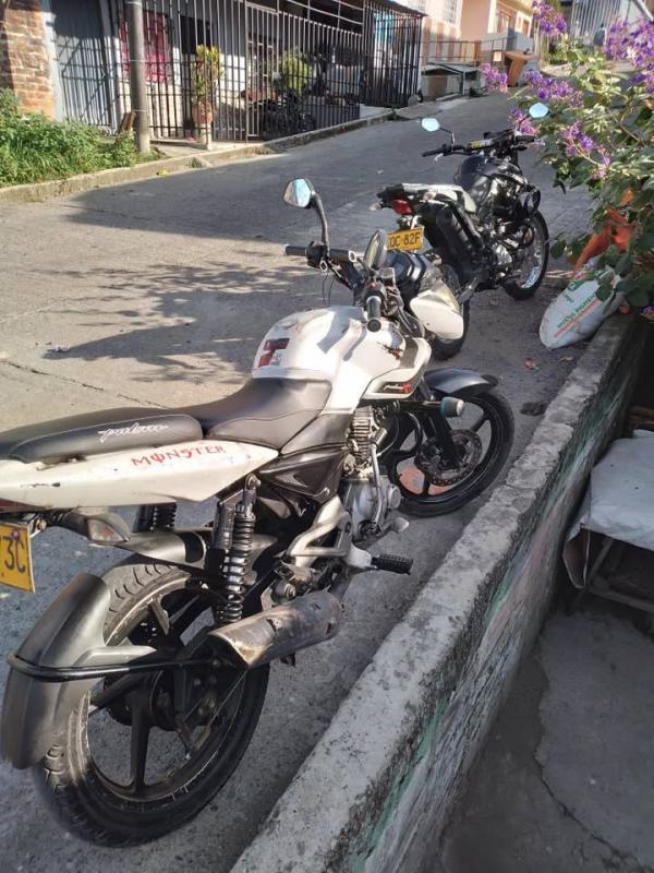 Vendo pulsar 135 ,2013, solo tarjeta