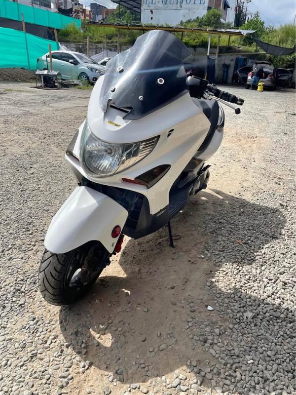 Vendo xciting 500 modelo 2010