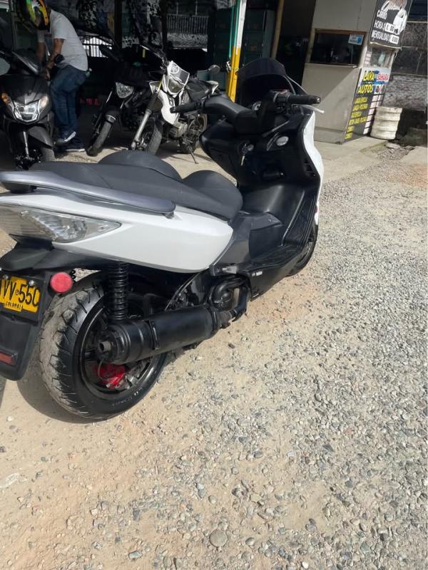 Vendo xciting 500 modelo 2010