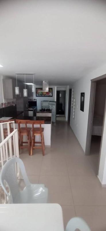 Casa dos pisos y altillo zona ropas más habitacion